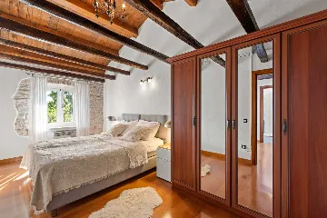 2-Bedroom Villa with Pool in Kanfanar (Sleeps 4)