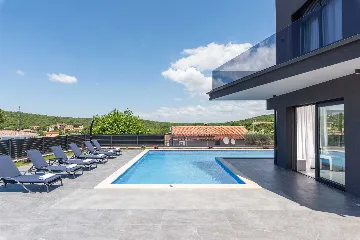 3-Bedroom Villa with Pool in Kanfanar