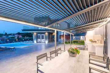 3-Bedroom Villa with Pool in Kanfanar