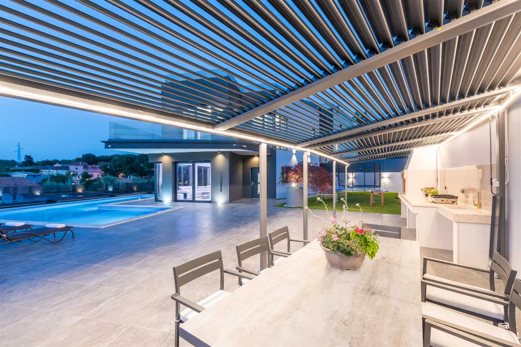 3-Bedroom Villa with Pool in Kanfanar