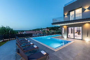 3-Bedroom Villa with Pool in Kanfanar