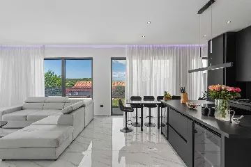 3-Bedroom Villa with Pool in Kanfanar