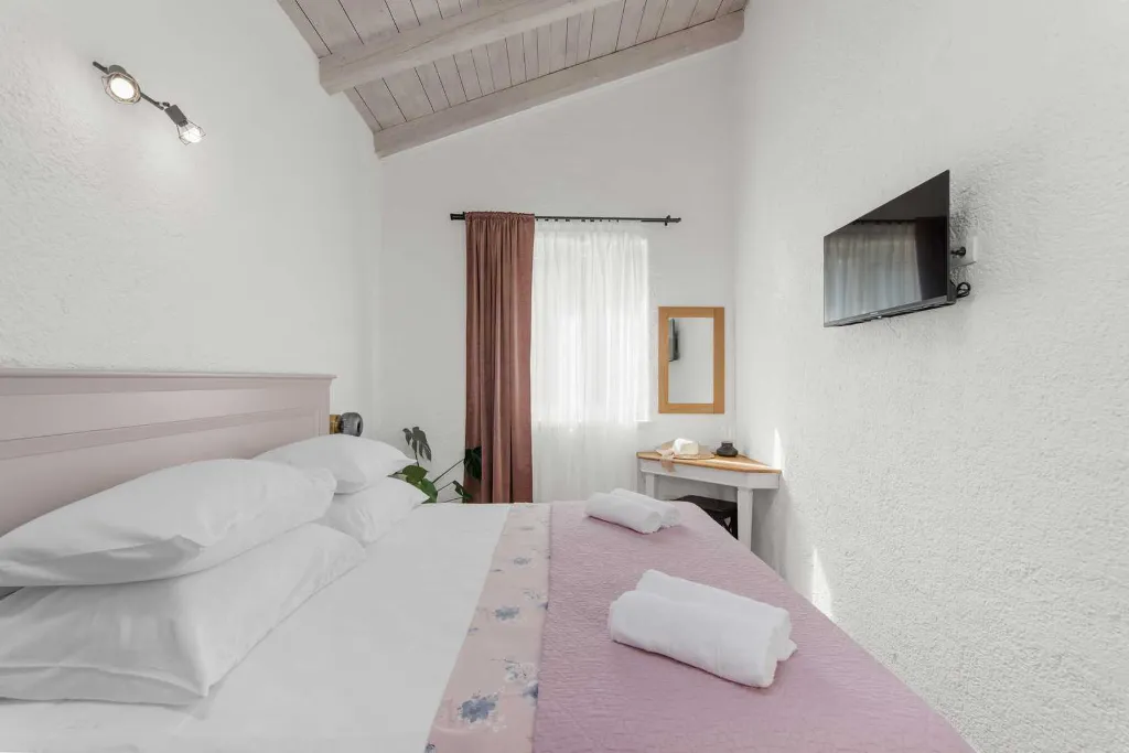 Secluded 4-Bedroom Villa in Greenery, Rovinj