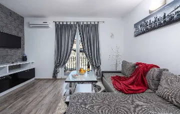 Villa in Rovinjsko Selo for 12 Guests