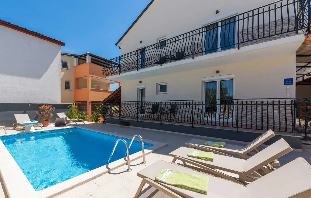 Villa in Rovinjsko Selo for 12 Guests