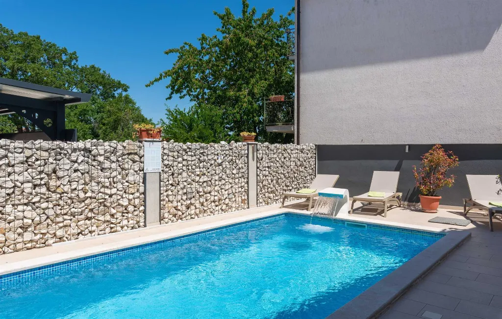 Villa in Rovinjsko Selo for 12 Guests