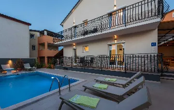 Villa in Rovinjsko Selo for 12 Guests