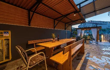 Villa in Rovinjsko Selo for 12 Guests