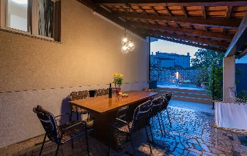 Villa in Rovinjsko Selo for 12 Guests