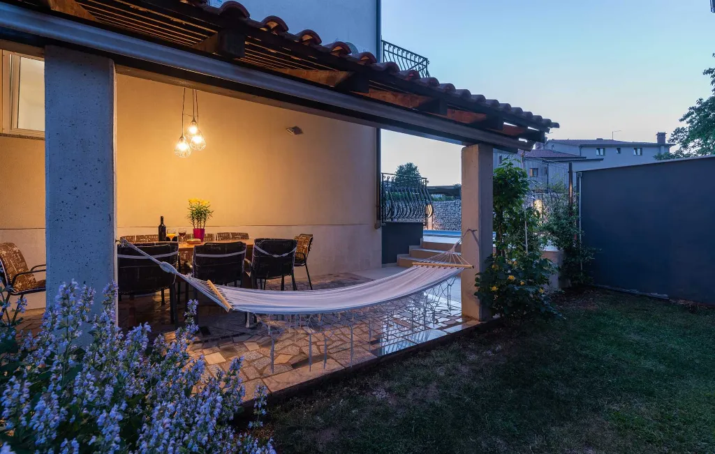 Villa in Rovinjsko Selo for 12 Guests