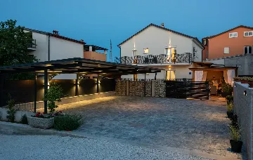 Villa in Rovinjsko Selo for 12 Guests