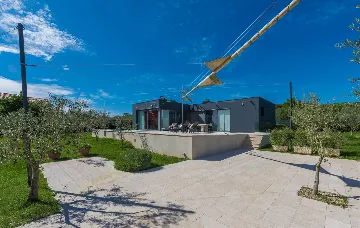Modern Villa in Rovinj for 4 Guests