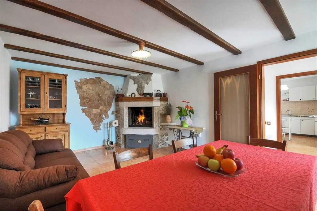 Holiday House in Rakalj for Up to 6 Guests