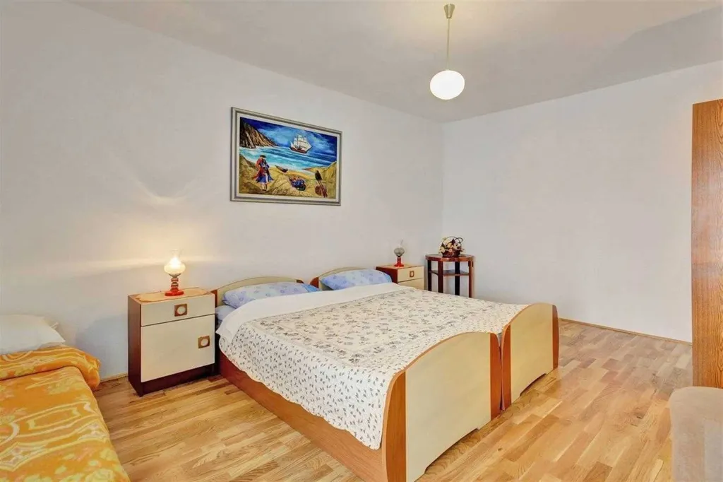 Holiday House in Rakalj for Up to 6 Guests
