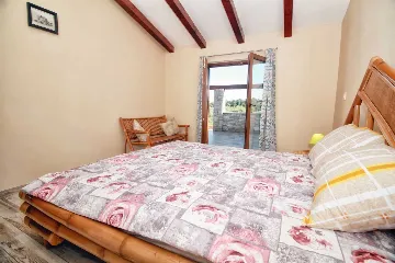 3-Bedroom Holiday House in Peruski, Croatia