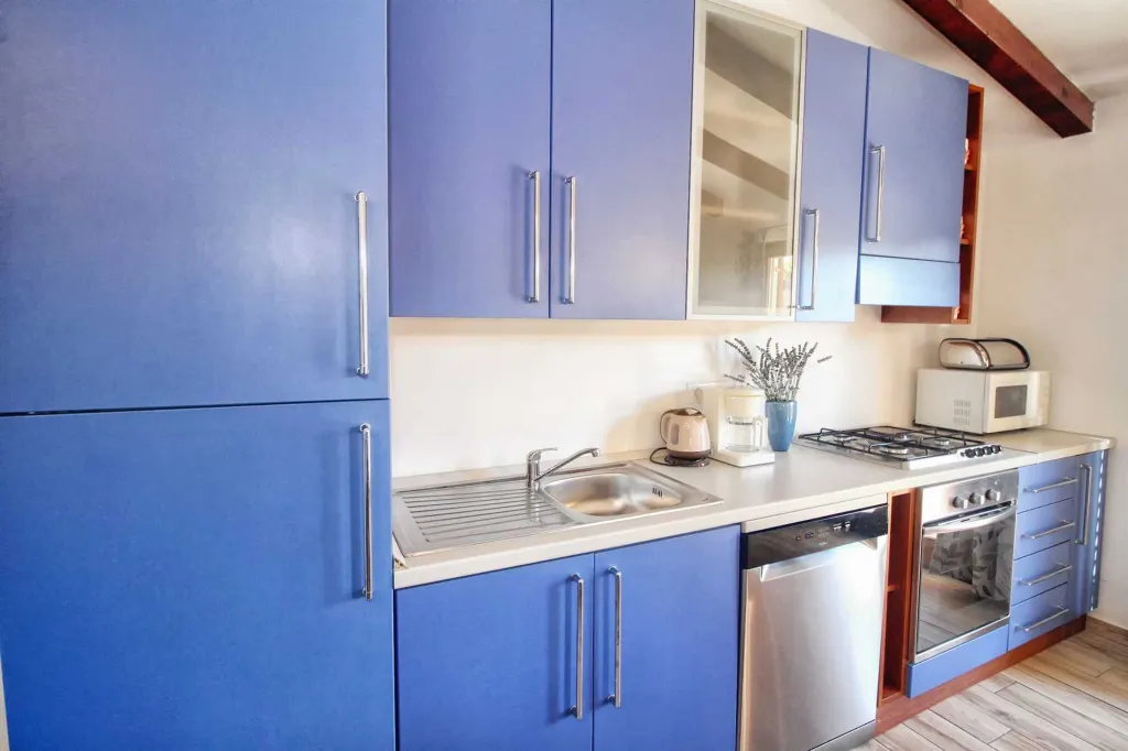 3-Bedroom Holiday House in Peruski, Croatia
