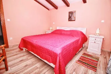 3-Bedroom Holiday House in Peruski, Croatia