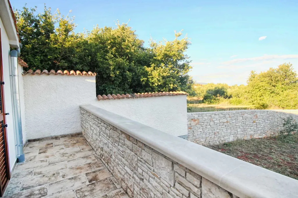 3-Bedroom Holiday House in Peruski, Croatia