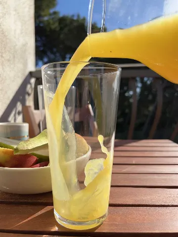 Villa for 8 Guests in Mravince with Pool & Hot Tub