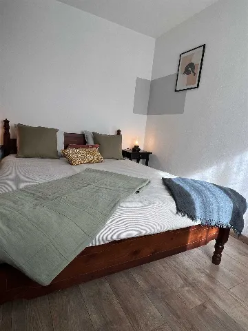 Villa for 8 Guests in Mravince with Pool & Hot Tub