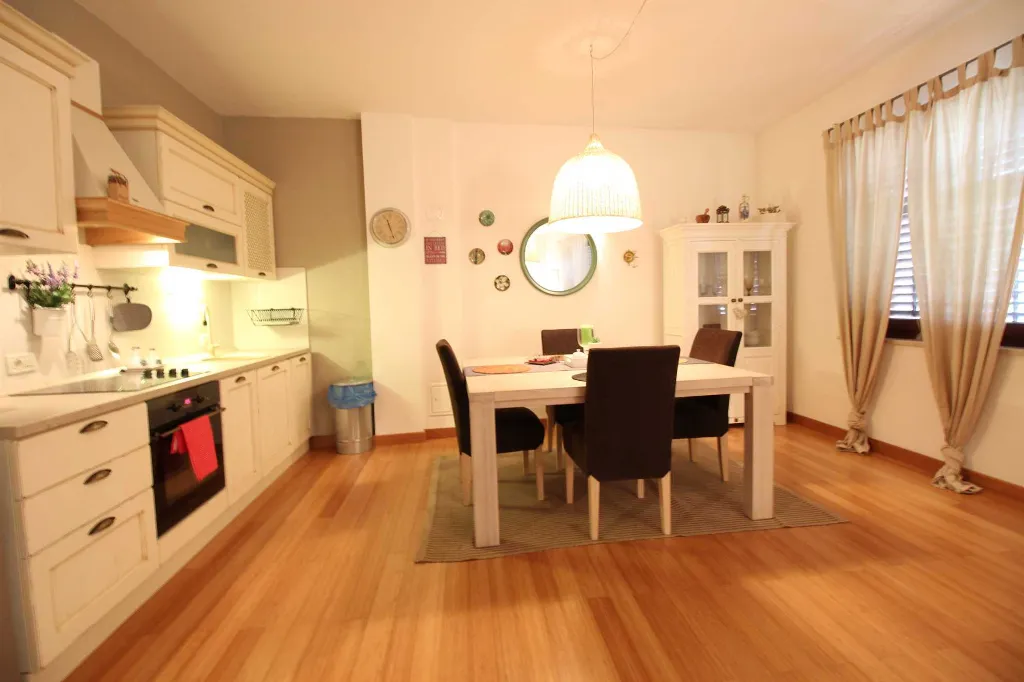 Rovinj 2-Bedroom Apartment for Up to 5 Guests
