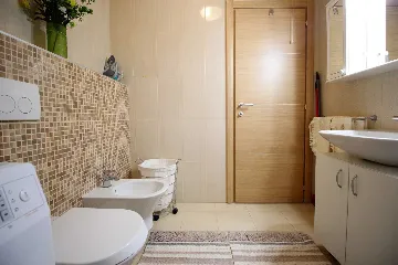 Rovinj Apartment for 4 Guests with 2 Bedrooms