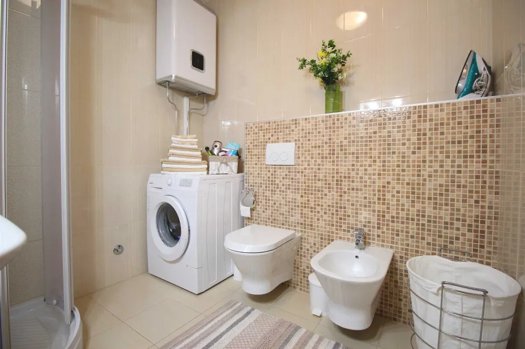Rovinj Apartment for 4 Guests with 2 Bedrooms