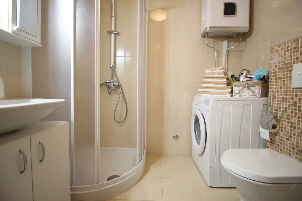 Rovinj Apartment for 4 Guests with 2 Bedrooms