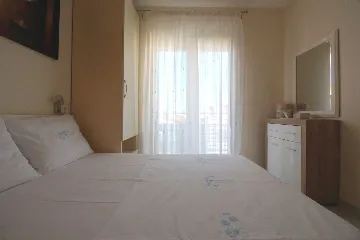 Rovinj Apartment for 4 Guests with 2 Bedrooms