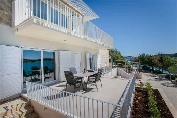 Rogoznica Villa with Heated Pool by the Sea