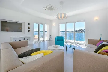 Rogoznica Villa with Heated Pool by the Sea