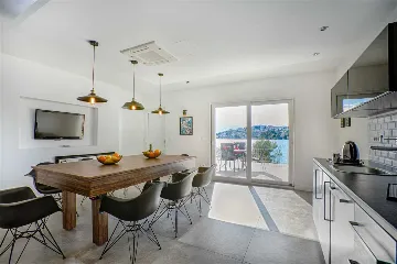 Rogoznica Villa with Heated Pool by the Sea