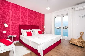 Rogoznica Villa with Heated Pool by the Sea