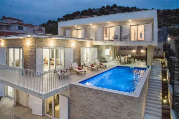 Rogoznica Villa with Heated Pool by the Sea