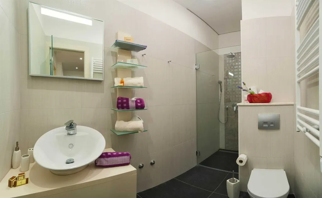 Rogoznica Villa with Pool for 10 Guests