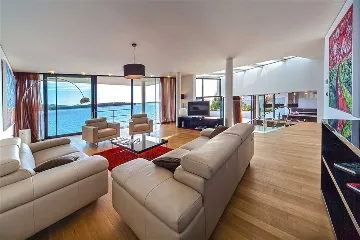 Primošten 3-Bedroom Villa with Pool and Sauna