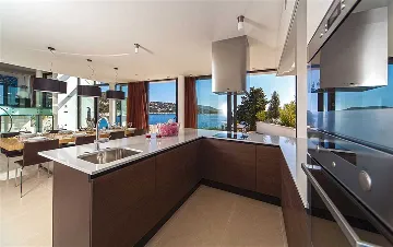 Primošten 3-Bedroom Villa with Pool and Sauna