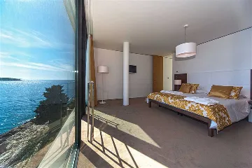 Primošten 3-Bedroom Villa with Pool and Sauna