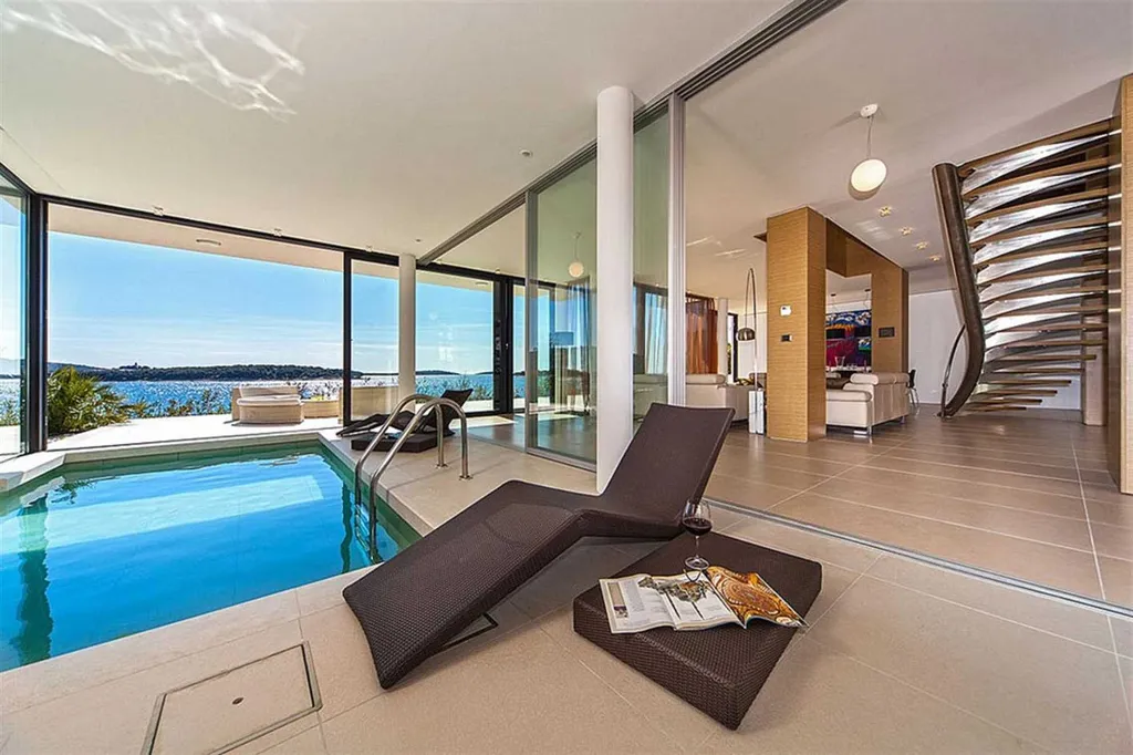 Primošten 4-Bedroom Villa with Indoor Pool & Sauna