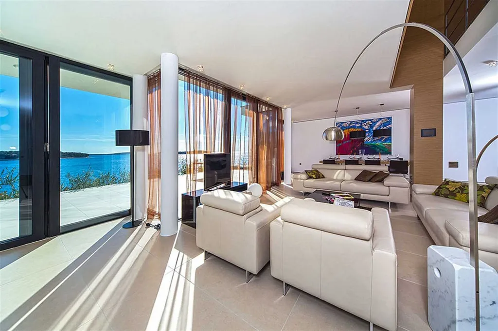 Primošten 4-Bedroom Villa with Indoor Pool & Sauna