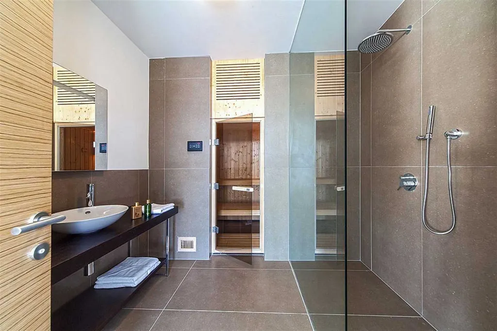 Primošten 4-Bedroom Villa with Indoor Pool & Sauna