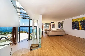 Villa in Primošten with Pool and Sauna