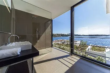 Air-Conditioned 3-Bedroom Villa in Primošten, Sleeps 6