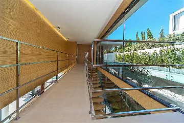 Air-Conditioned 3-Bedroom Villa in Primošten, Sleeps 6