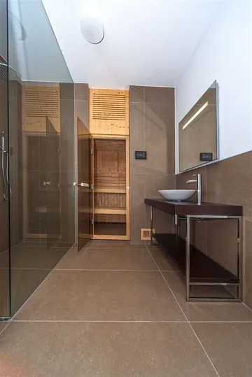 Air-Conditioned 3-Bedroom Villa in Primošten, Sleeps 6