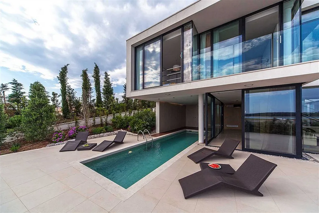 Primošten Villa for 8 Guests with Pool