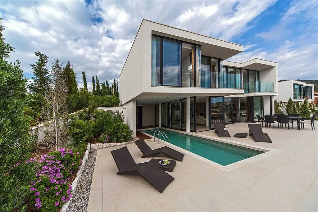 Primošten Villa for 8 Guests with Pool