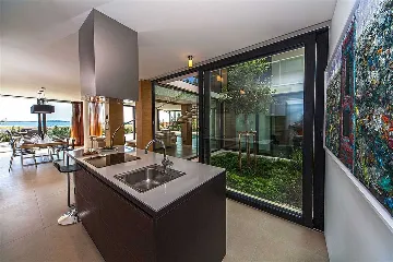 Primošten Villa for 8 Guests with Pool