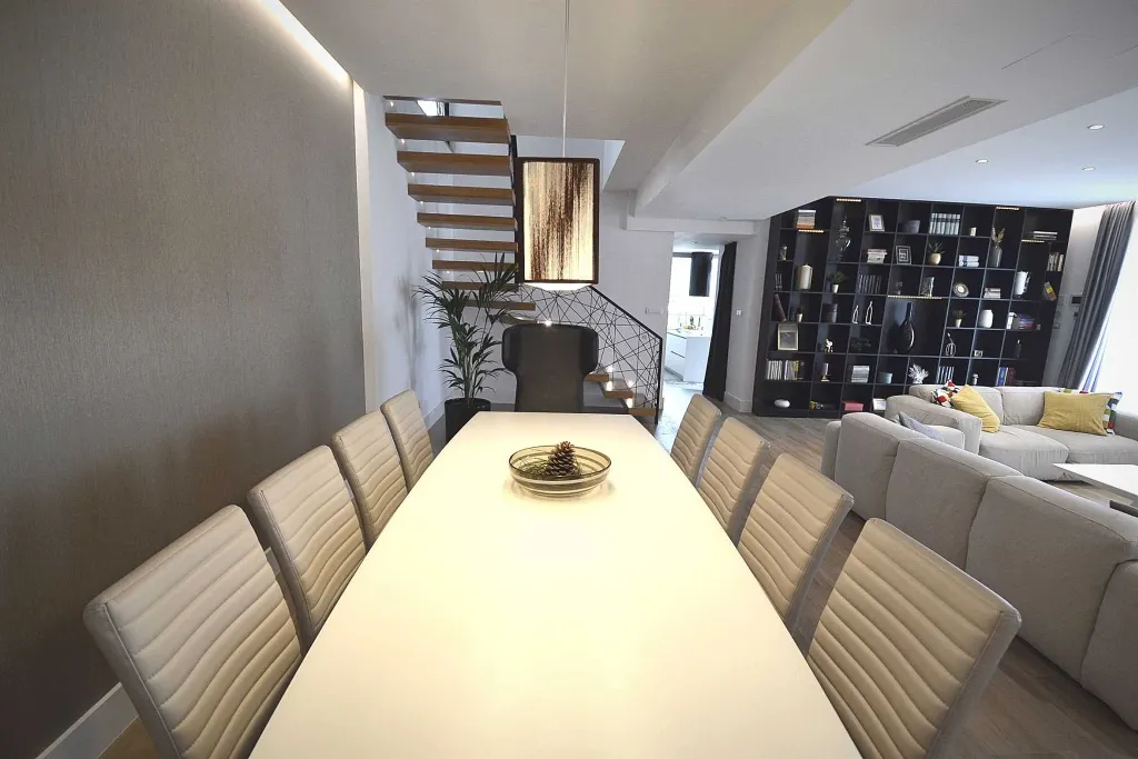 Primošten 4-Bedroom Villa with Pool and Jacuzzi