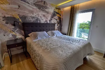 Primošten 4-Bedroom Villa with Pool and Jacuzzi